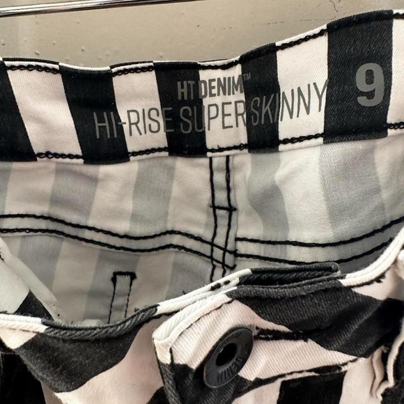 Y2K HT Denim - Picture 7 of 8